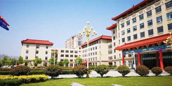 ���u־���I(y��)��Ӗ�WУ