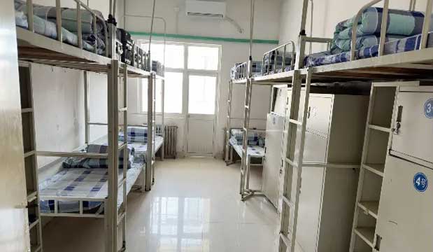 �ĳǸ߼�ؔ��(j��ng)�I(y��)�W(xu��)У����h(hu��n)��