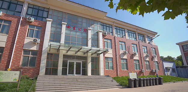 �H���r(sh��)�������W(xu��)УŮ����Ԣ