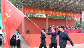 �\(y��n)��(d��ng)��(hu��)