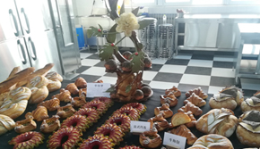 ���c(di��n)��Ʒ