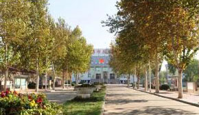 �������У�@